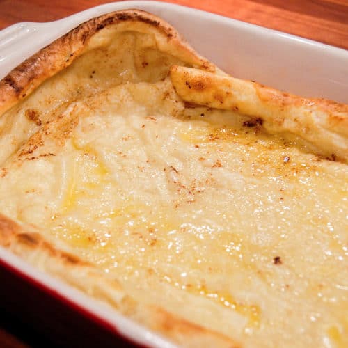 https://comfortablefood.com/wp-content/uploads/2011/10/how-to-make-traditional-yorkshire-pudding-500x500.jpg