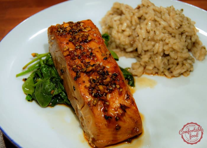 A recipe for broiled salmon with honey and soy.