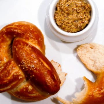 An authentic homemade German pretzel recipe.