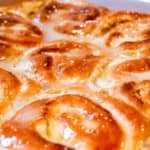 Lemon Cream Cheese Breakfast Rolls