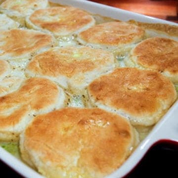 Homemade Chicken Biscuits 2 Homemade chicken and biscuits from comfortable food.