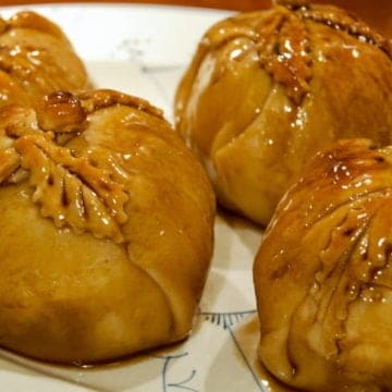 An old fashioned apple dumpling recipe.