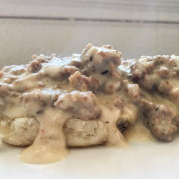 the best biscuits and gravy
