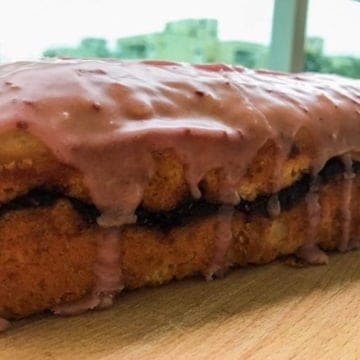 lemon raspberry sour cream pound cake 2