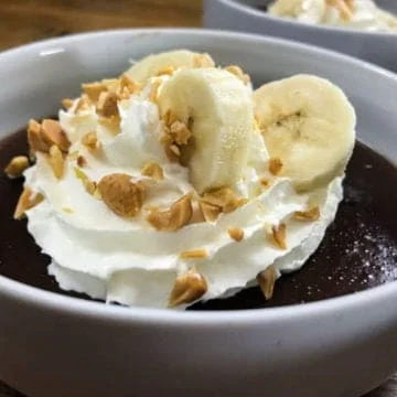 Quick and easy recipe for chocolate peanut butter pudding.