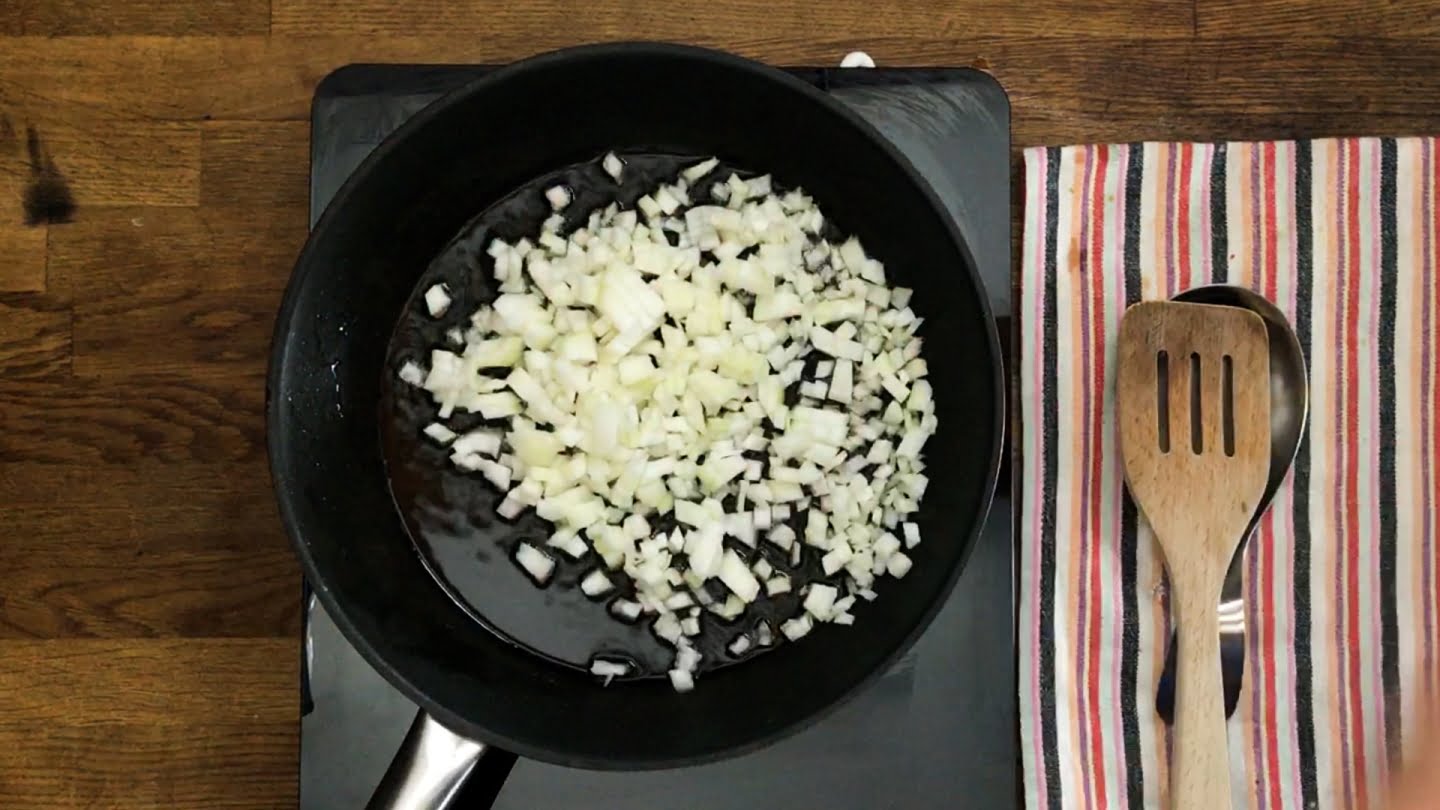 cooking onions