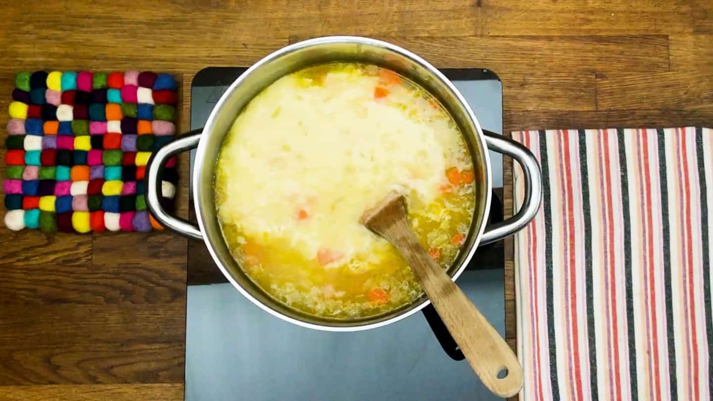 lemon juice and the thickened broth into the soup