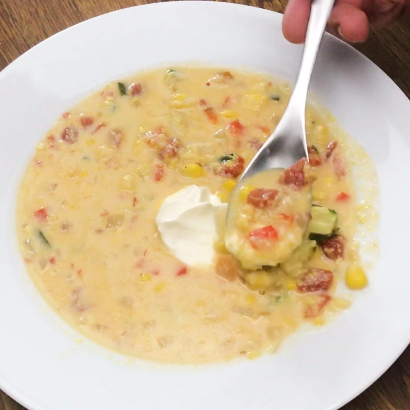 corn soup serve with sour cream