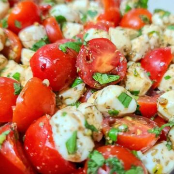 cropped-mozzarella-basil-tomatoes-salad-featured-3.jpg