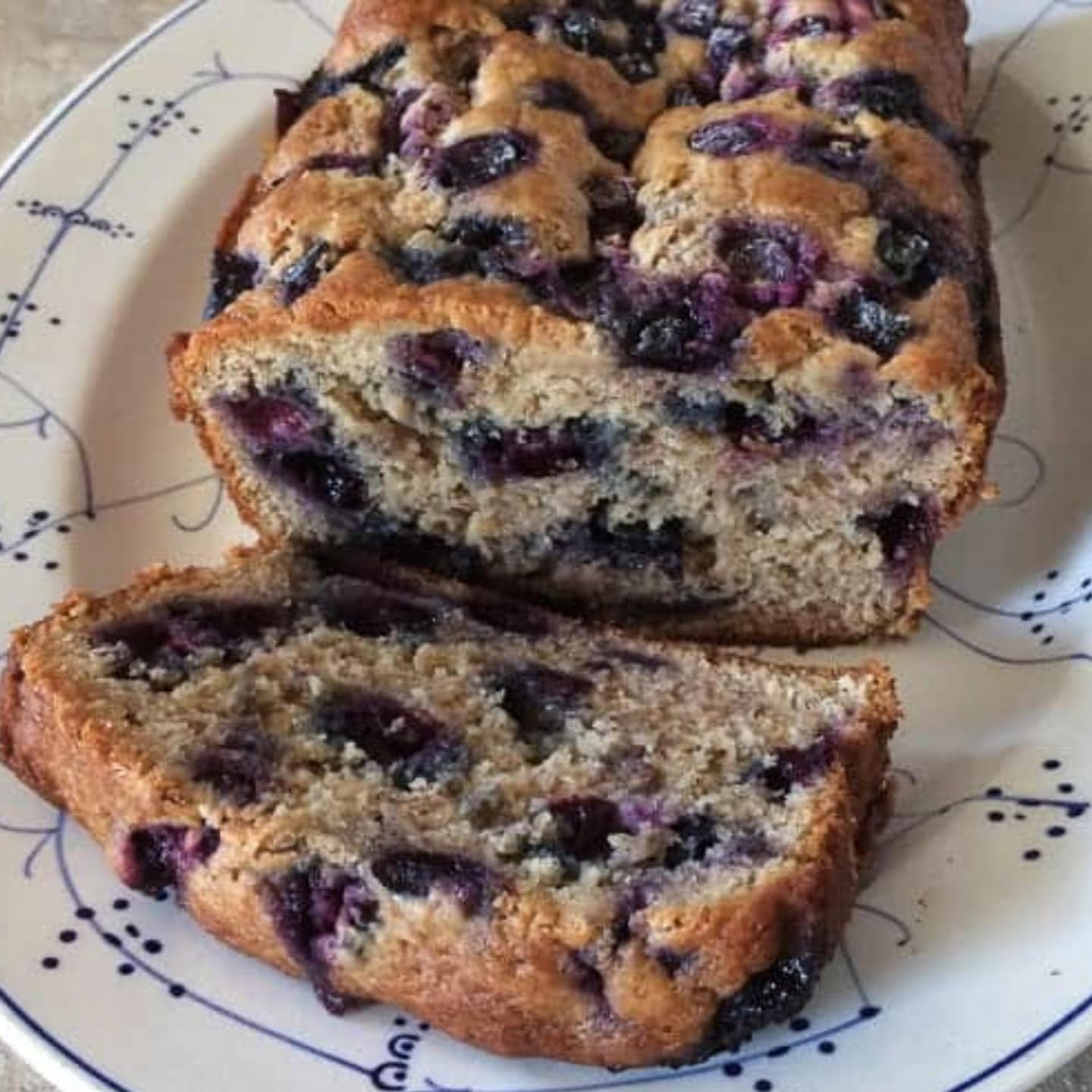 Blueberry buttermilk banana bread