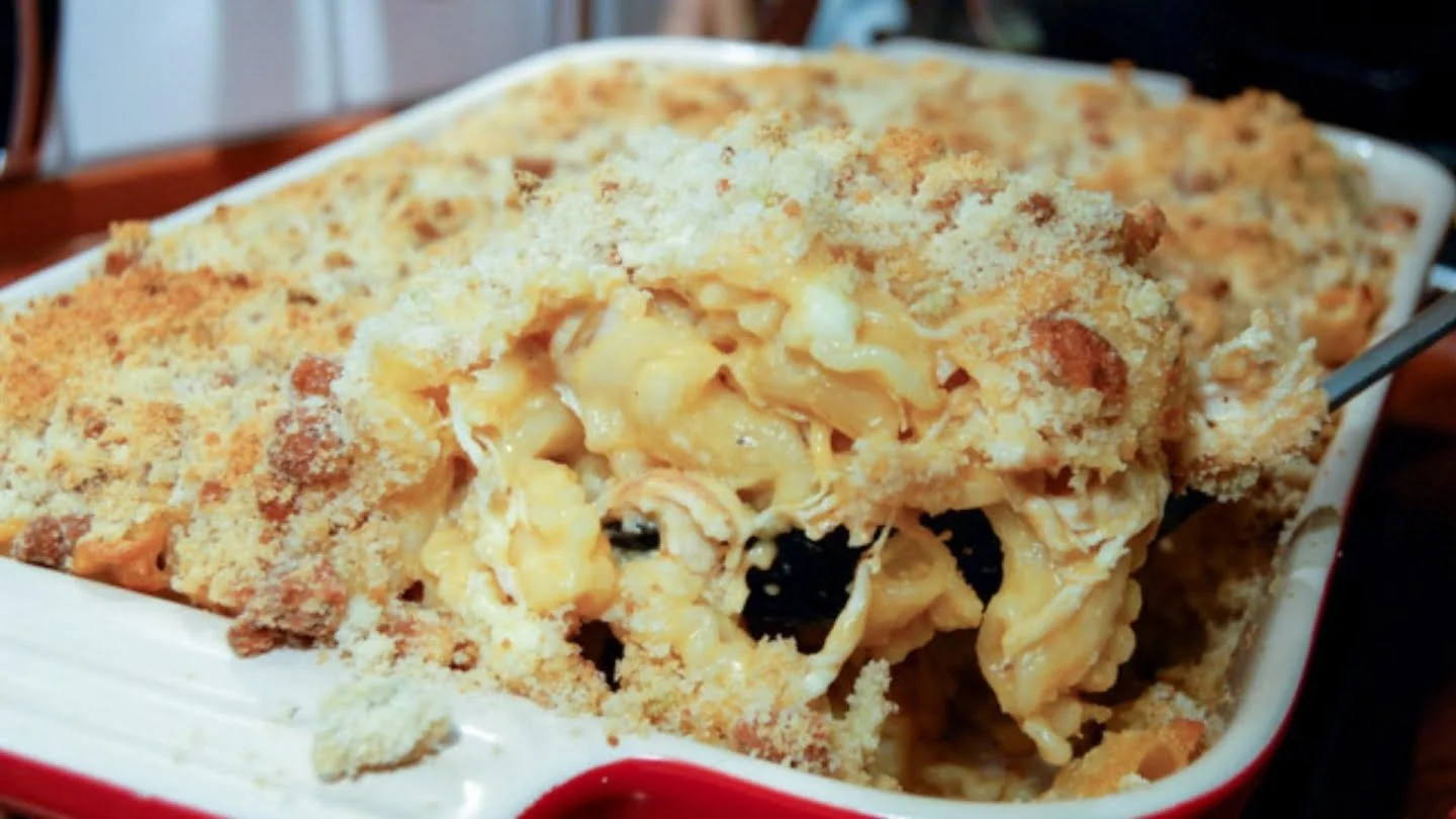 Buffalo chicken mac and cheese