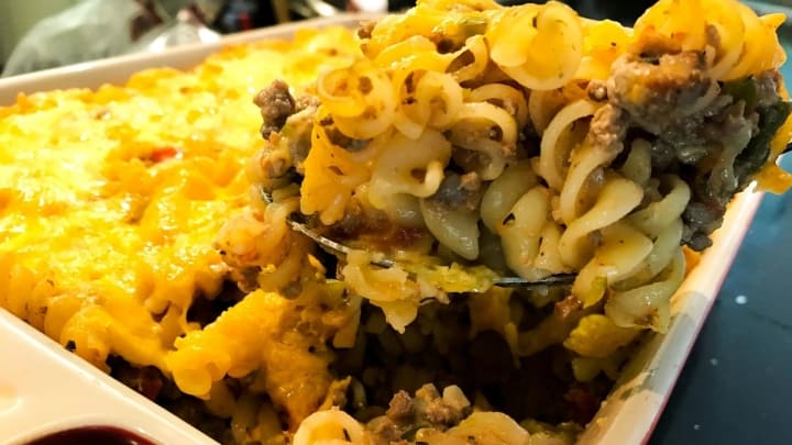 easy cheeseburger macaroni casserole