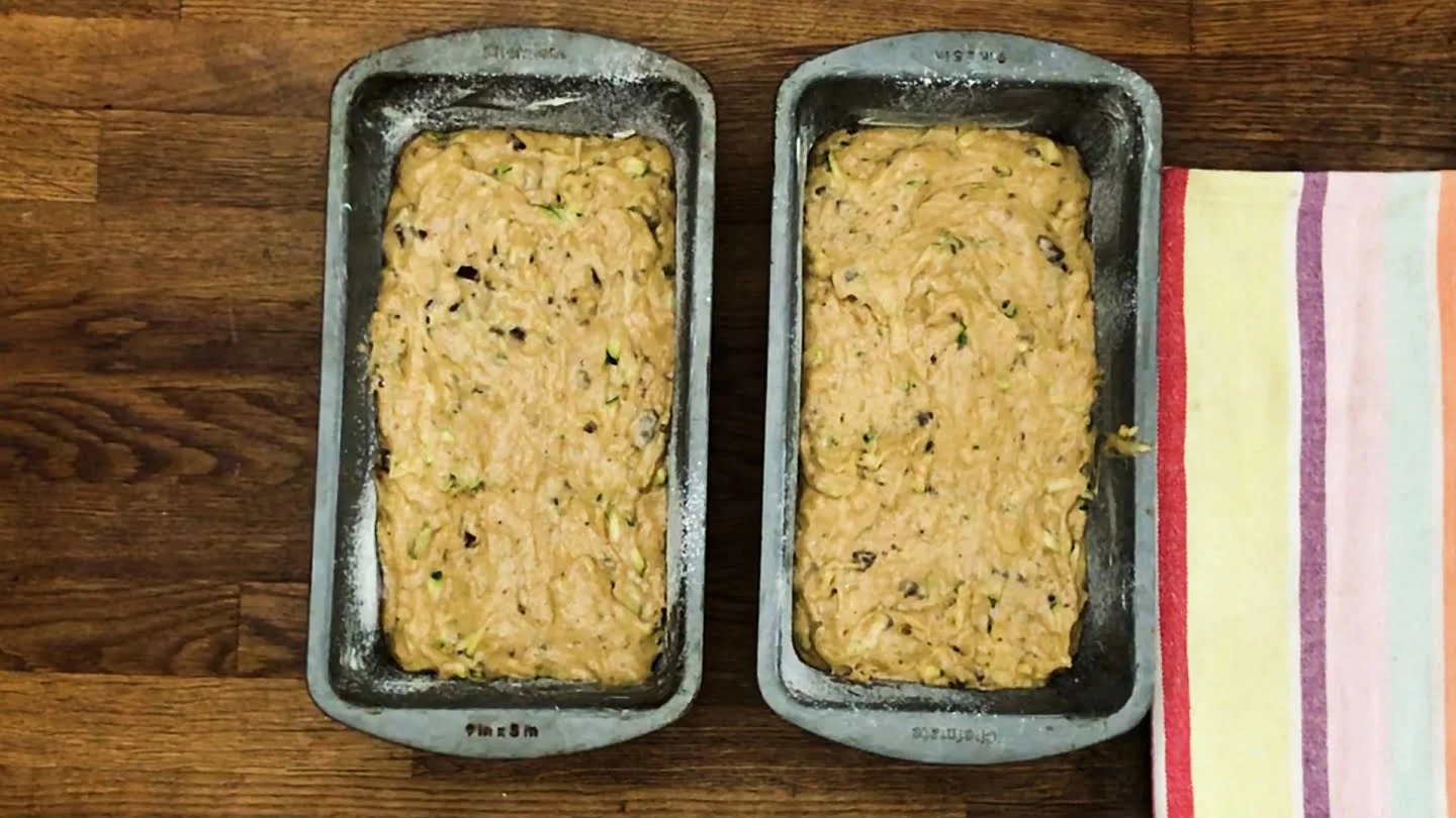 zucchini bread with chocolate chunks