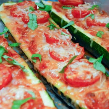 zucchini pizza boat