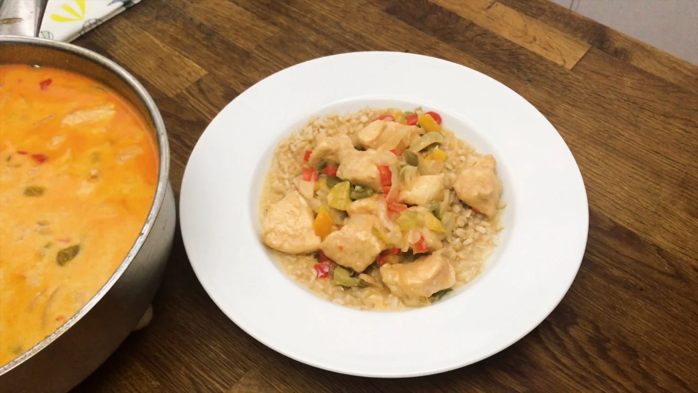 chicken paprika over rice