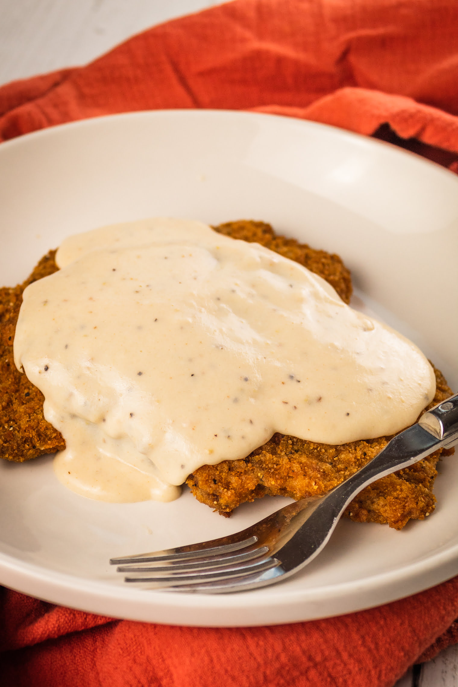 Country Style White Gravy Quick And Easy Comfortable Food   White Country Gravy HERO 1 