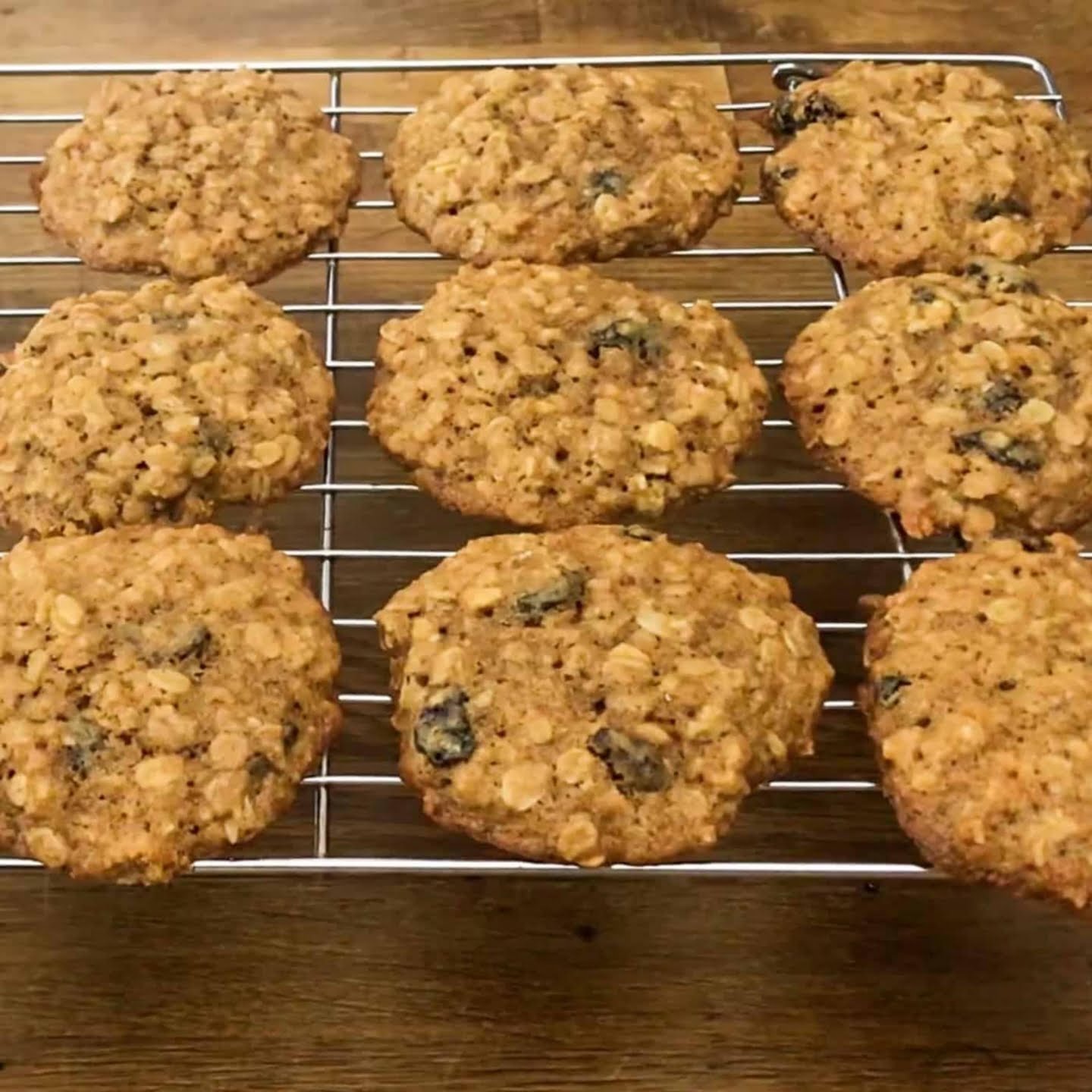 Oatmeal Raisin Cookies