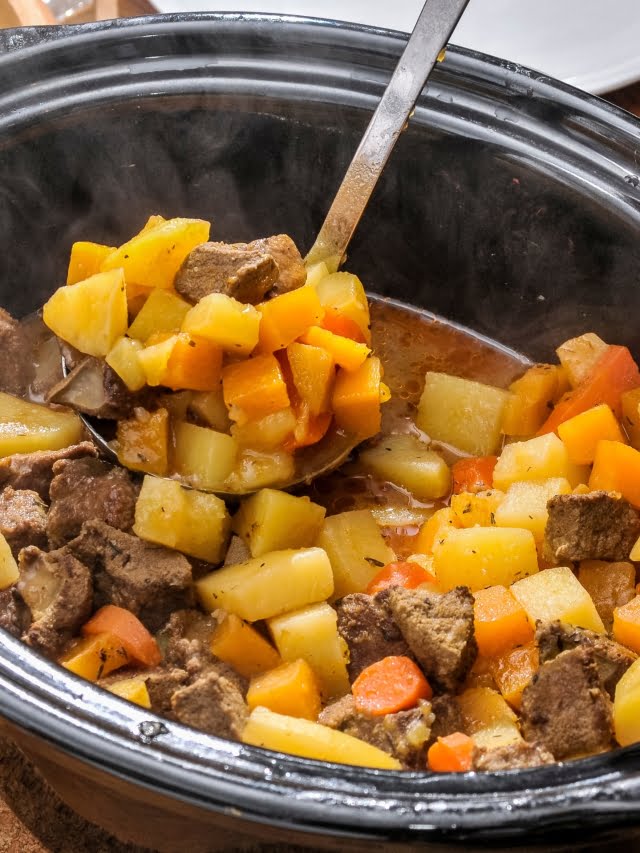 35 Best Crockpot Recipes and Slow Cooker Meals