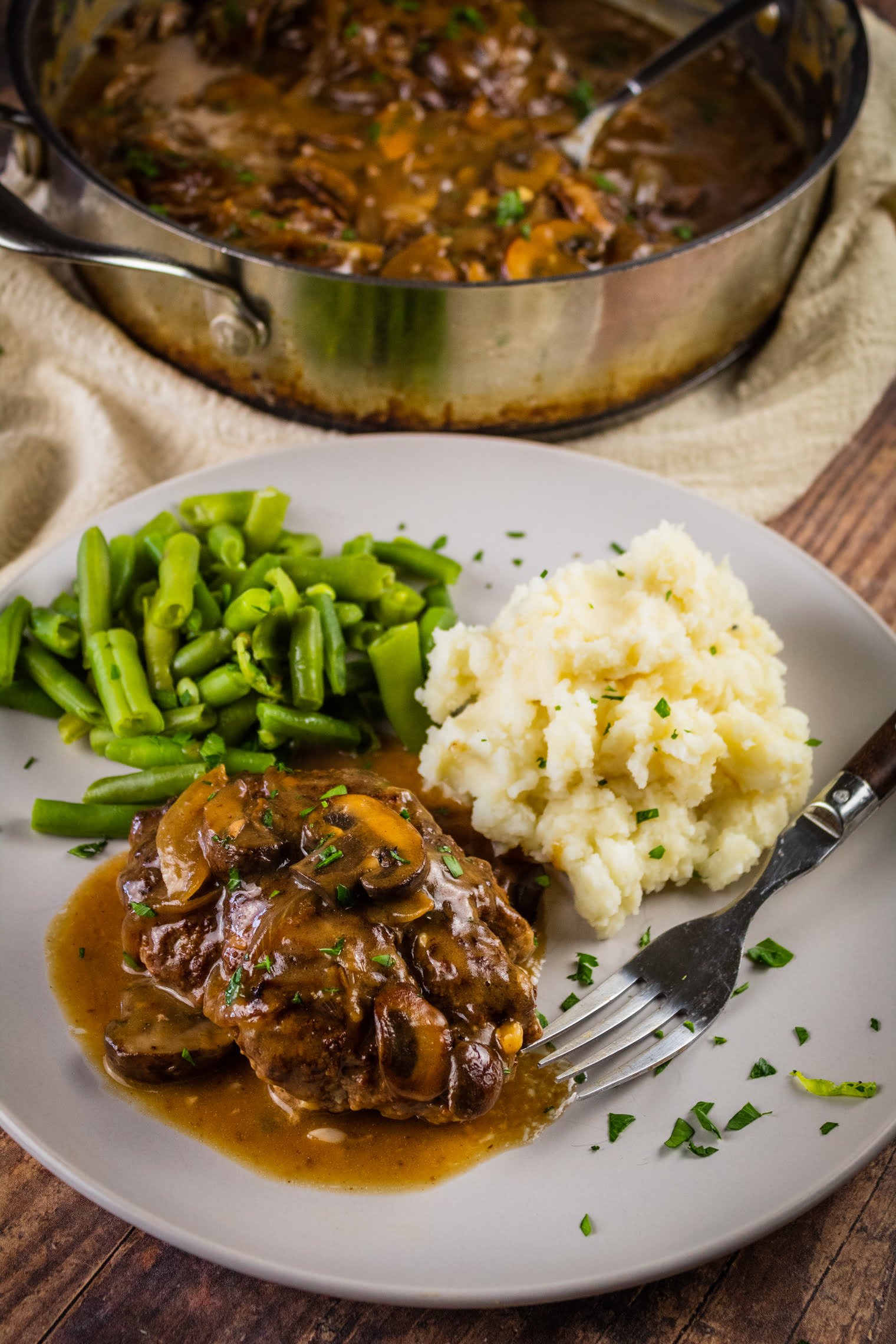 Easy Salisbury Steak (30 Minute Meal!) Comfortable Food