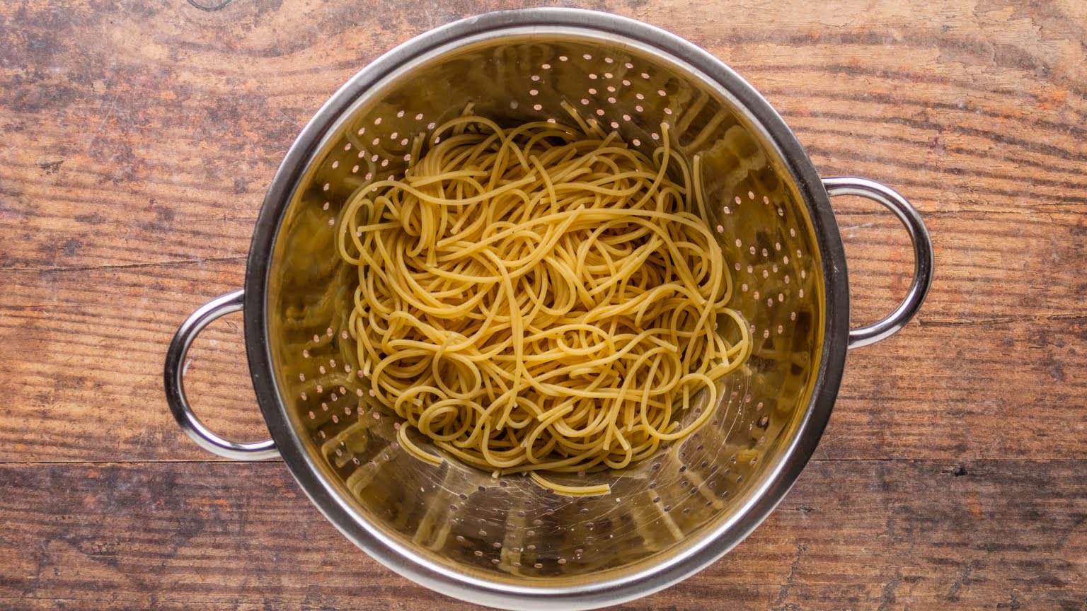 Fried Spaghetti (Easy 30-Minute Meal!) - Comfortable Food