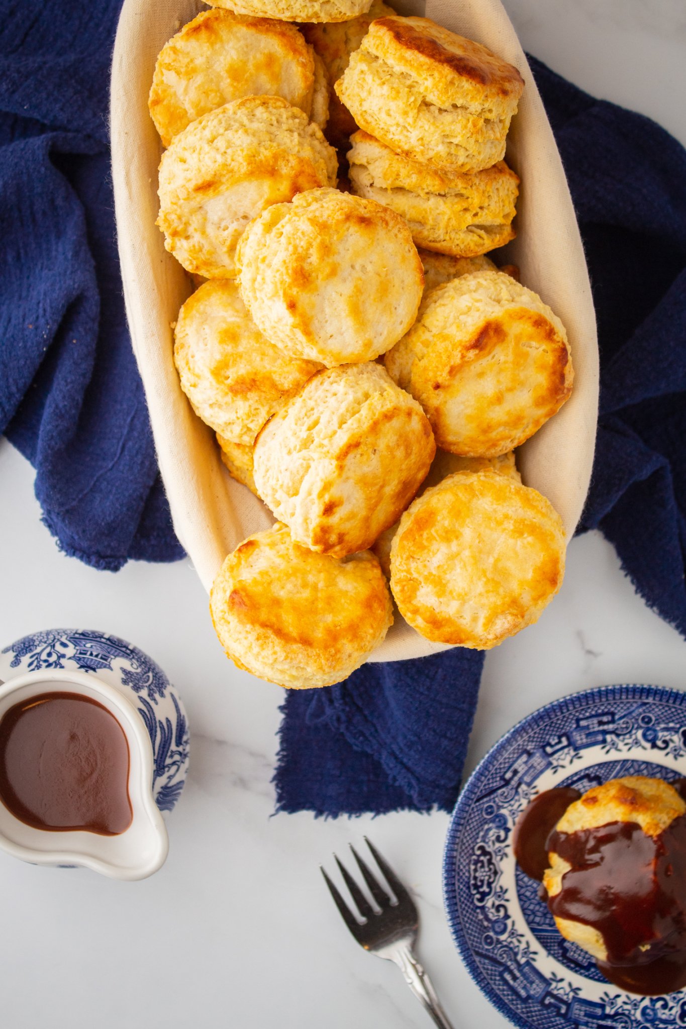 Easy Chocolate Gravy (Southern Style!) Comfortable Food