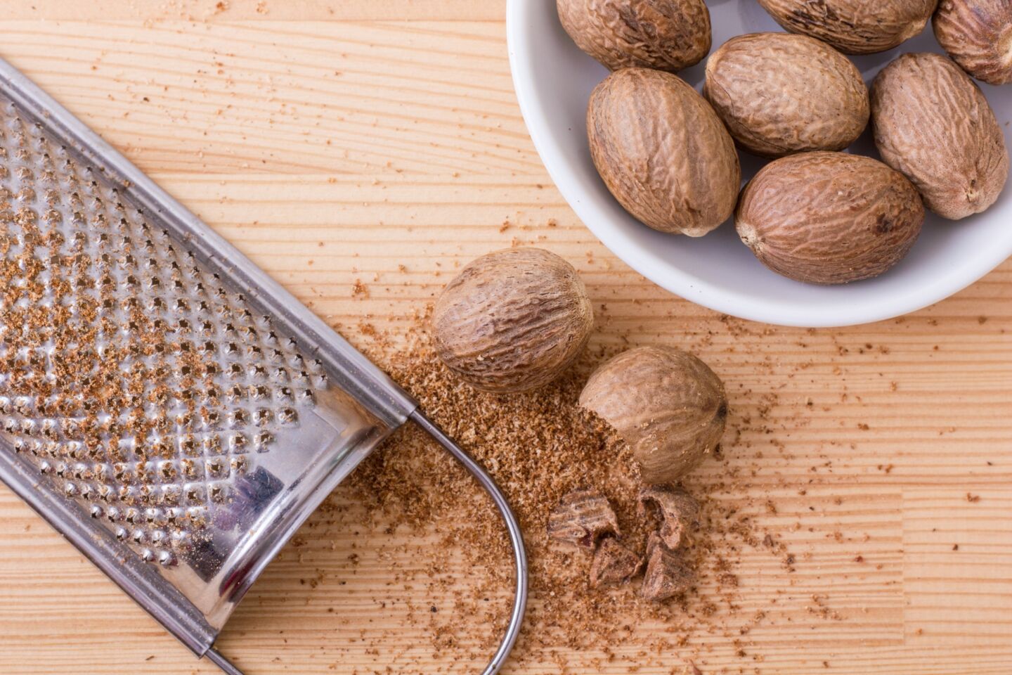 10 southern seasonings - nutmeg
