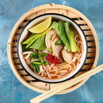 25 best asian noodle soup featured