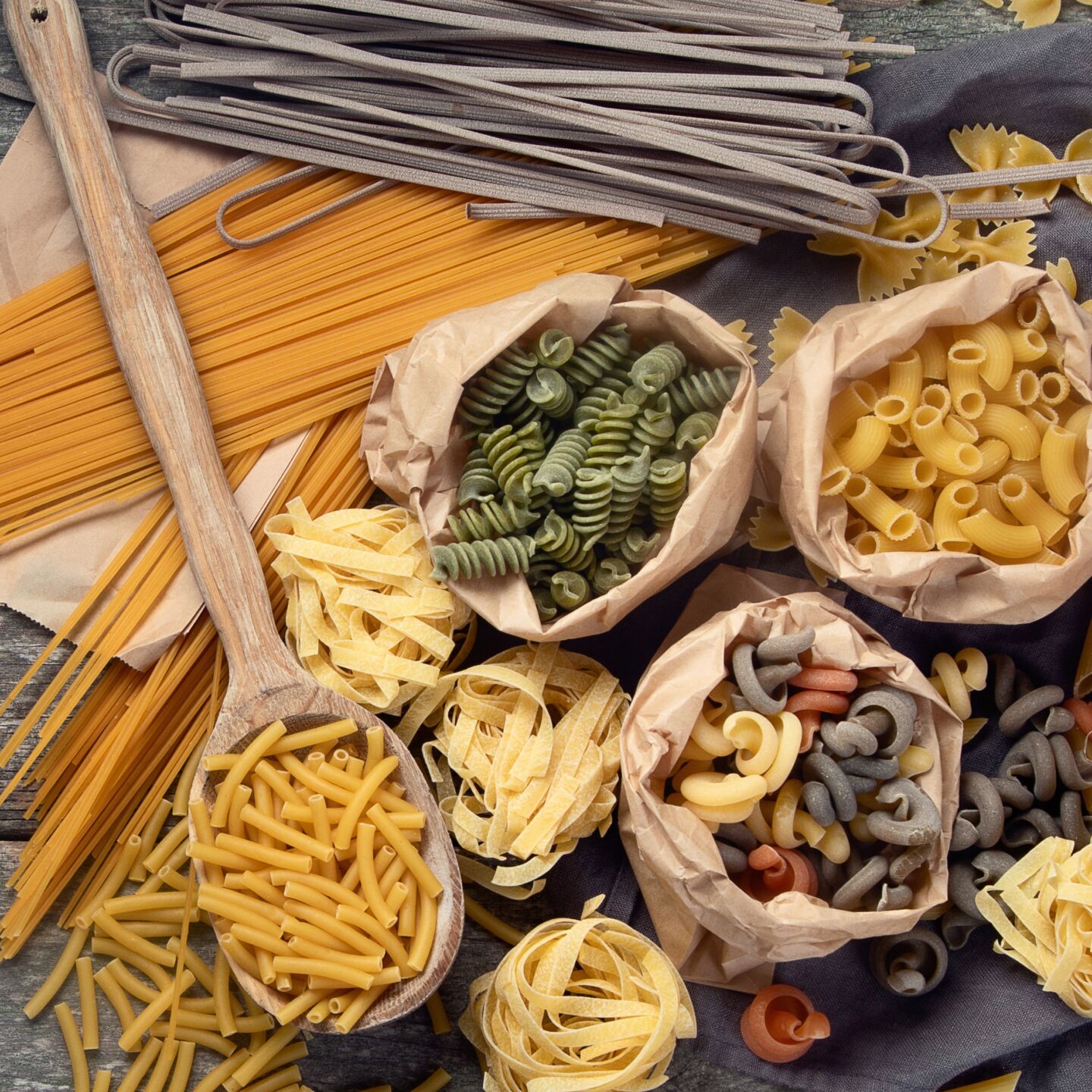 Different types of pasta - featured
